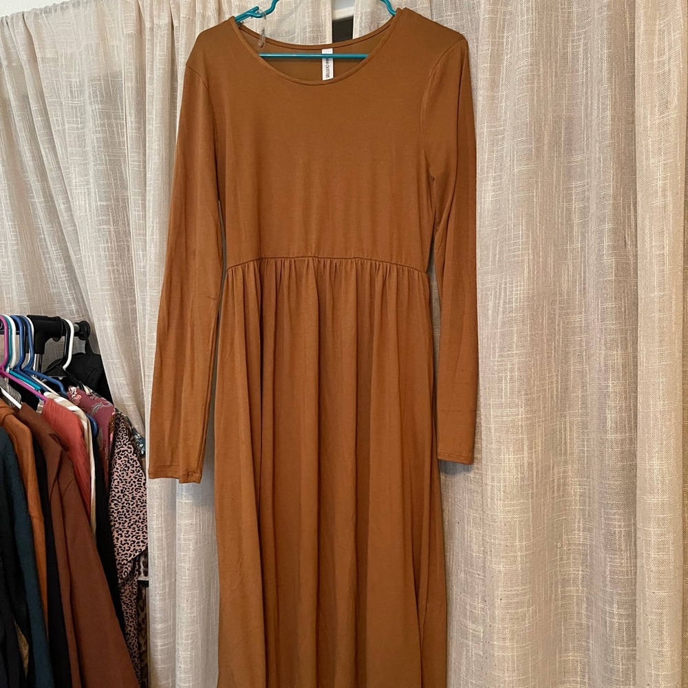 Long sleeve midi dress